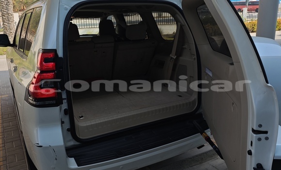 Buy Used Toyota Prado White Car in Muscat in Masqat Buy Used Toyota Prado White Car in Muscat in Masqat
