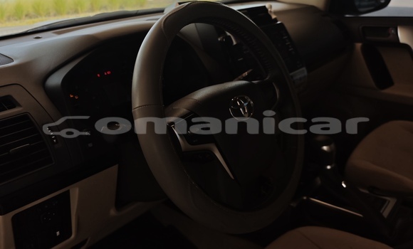 Buy Used Toyota Prado White Car in Muscat in Masqat Buy Used Toyota Prado White Car in Muscat in Masqat