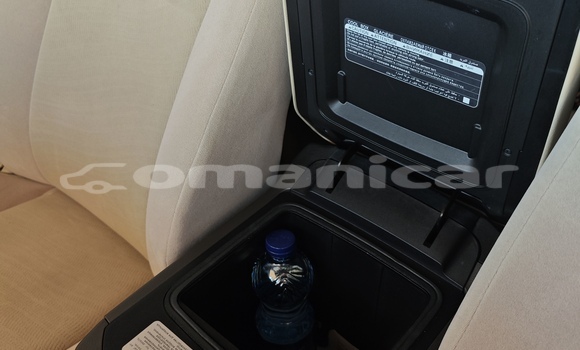 Buy Used Toyota Prado White Car in Muscat in Masqat Buy Used Toyota Prado White Car in Muscat in Masqat