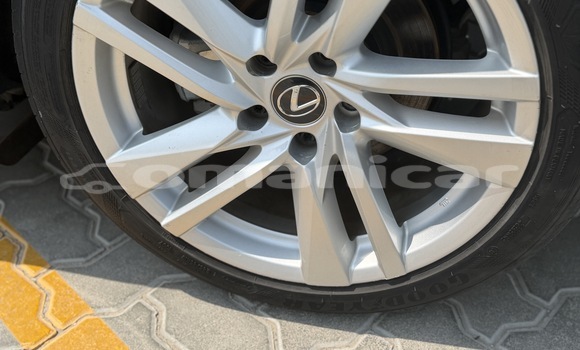 Buy Used Lexus IS 300 Silver Car in al–Buraymi in adh-Dhahirah Buy Used Lexus IS 300 Silver Car in al–Buraymi in adh-Dhahirah