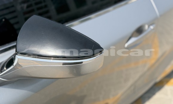 Buy Used Lexus IS 300 Silver Car in al–Buraymi in adh-Dhahirah Buy Used Lexus IS 300 Silver Car in al–Buraymi in adh-Dhahirah