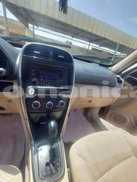 Big with watermark toyota chaser al batinah al khaburah 8418