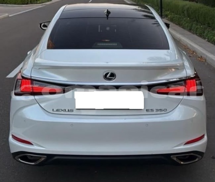 Big with watermark lexus es masqat muscat 8421