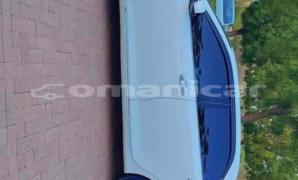 Buy Used Toyota Camry White Car in al–Khaburah in al-Batinah Buy Used Toyota Camry White Car in al–Khaburah in al-Batinah