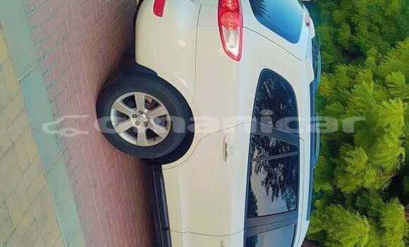 Buy Used Hyundai Tucson White Car in ar–Rustaq in al-Batinah Buy Used Hyundai Tucson White Car in ar–Rustaq in al-Batinah