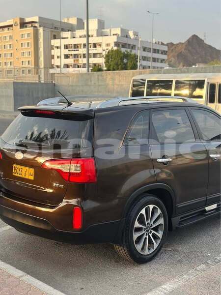 Big with watermark kia sorento masqat azaiba 8433