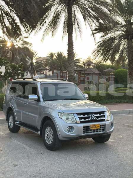 Big with watermark mitsubishi pajero masqat azaiba 8435