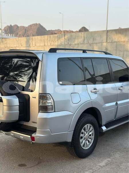 Big with watermark mitsubishi pajero masqat azaiba 8435