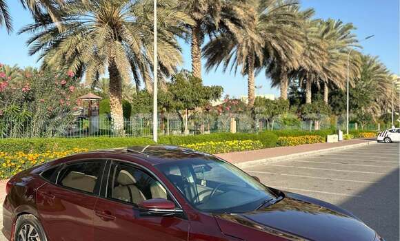 Buy Used Hyundai Elantra Red Car in al–Khaburah in al-Batinah Buy Used Hyundai Elantra Red Car in al–Khaburah in al-Batinah