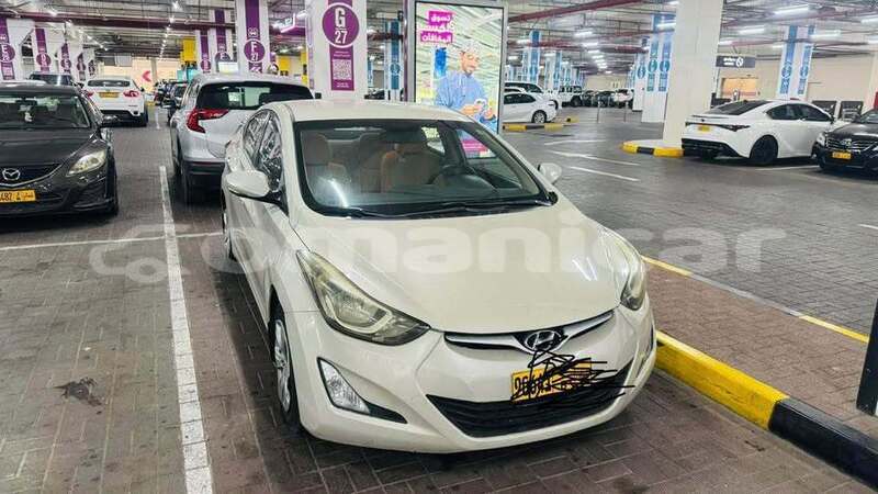 Big with watermark hyundai elantra masqat as sib 8449