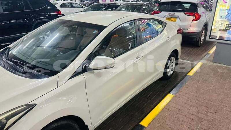 Big with watermark hyundai elantra masqat as sib 8449