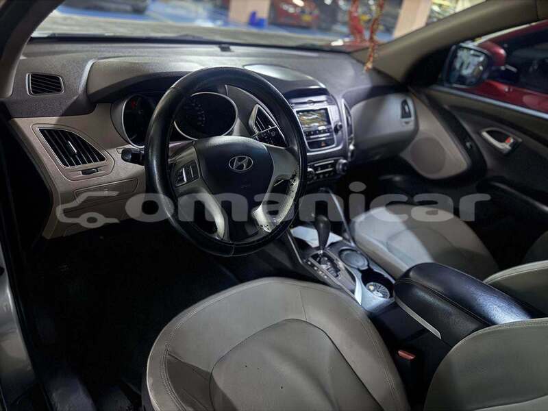 Big with watermark hyundai santa fe al batinah al khuwair 8450