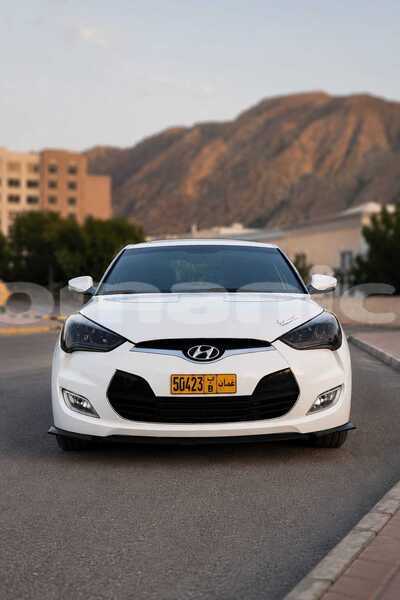 Big with watermark hyundai veloster masqat muttrah 8456