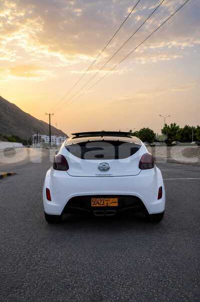Big with watermark hyundai veloster masqat muttrah 8456