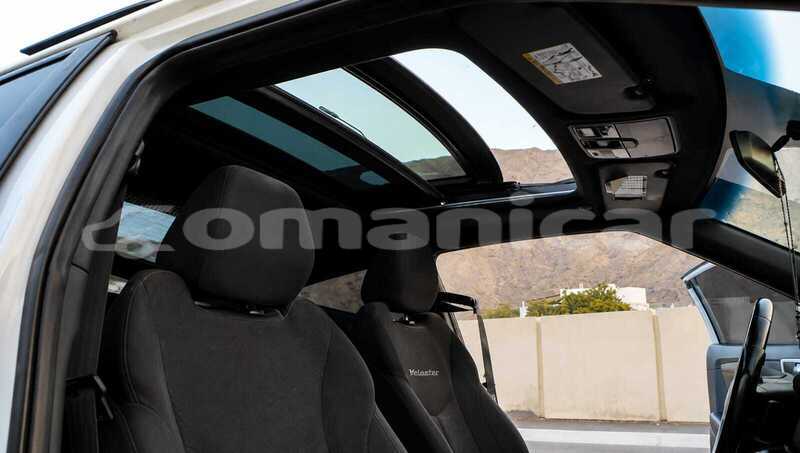 Big with watermark hyundai veloster masqat muttrah 8456