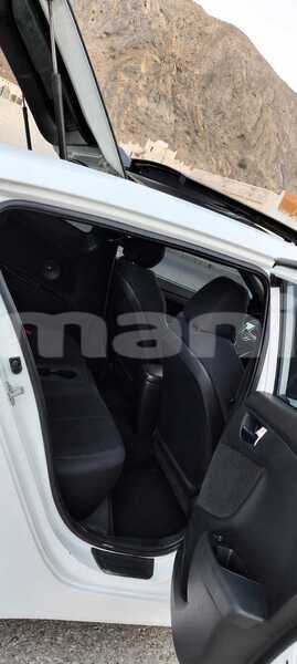 Big with watermark hyundai veloster masqat muttrah 8456