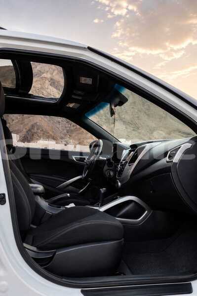 Big with watermark hyundai veloster masqat muttrah 8456