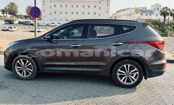 Buy Used Hyundai Santa Fe Brown Car in Al khuwair in al-Batinah