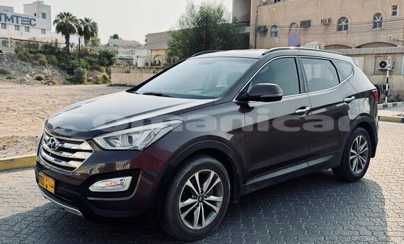 Buy Used Hyundai Santa Fe Brown Car in Al khuwair in al-Batinah Buy Used Hyundai Santa Fe Brown Car in Al khuwair in al-Batinah
