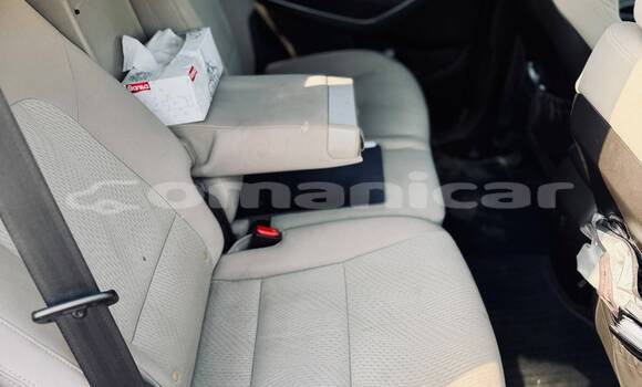 Buy Used Hyundai Santa Fe Brown Car in Al khuwair in al-Batinah Buy Used Hyundai Santa Fe Brown Car in Al khuwair in al-Batinah