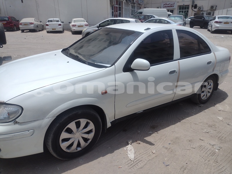 Big with watermark nissan sunny masqat masqat 8461