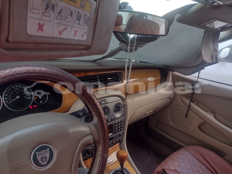 Big with watermark jaguar x type masqat masqat 8462