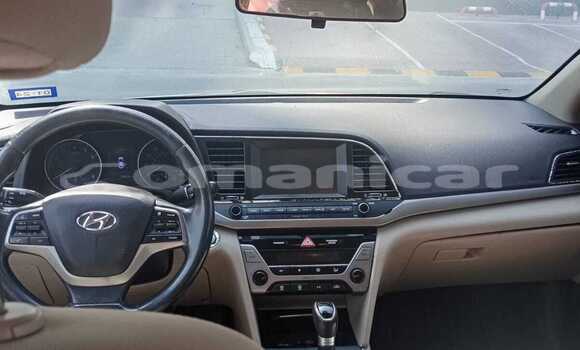 Buy Used Hyundai Elantra White Car in Azaiba in Masqat Buy Used Hyundai Elantra White Car in Azaiba in Masqat