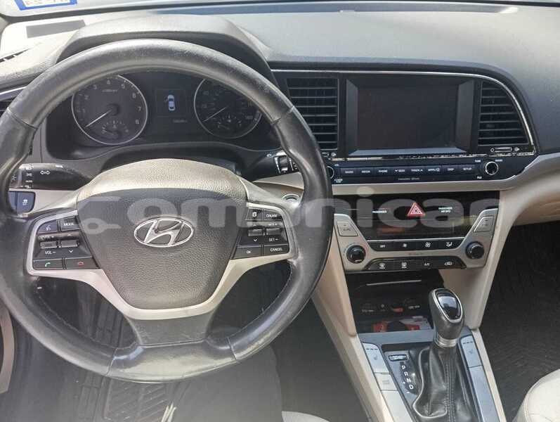 Big with watermark hyundai elantra masqat azaiba 8478