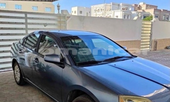 Buy Used Mitsubishi Galant Blue Car in Ruwi in Masqat Buy Used Mitsubishi Galant Blue Car in Ruwi in Masqat