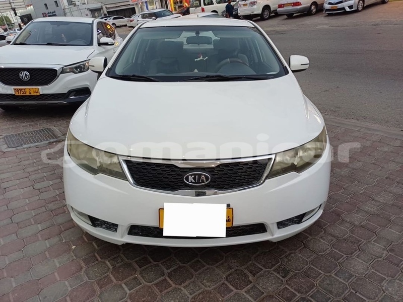 Big with watermark kia cerato masqat wadi al kabir 8480