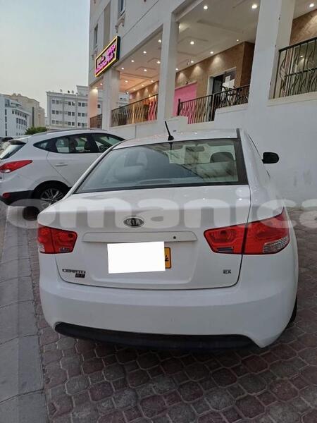 Big with watermark kia cerato masqat wadi al kabir 8480