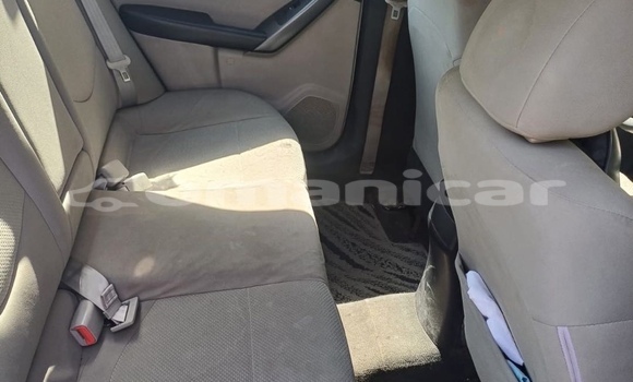 Buy Used Kia Cerato White Car in Wadi Al Kabir in Masqat Buy Used Kia Cerato White Car in Wadi Al Kabir in Masqat