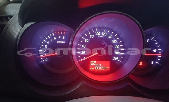 Buy Used Kia Cerato White Car in Wadi Al Kabir in Masqat Buy Used Kia Cerato White Car in Wadi Al Kabir in Masqat
