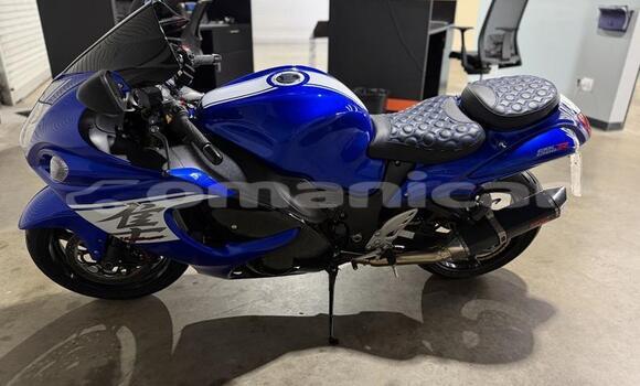 Buy Used Suzuki HAYABUSA Blue Bike in Muscat in Masqat Buy Used Suzuki HAYABUSA Blue Bike in Muscat in Masqat