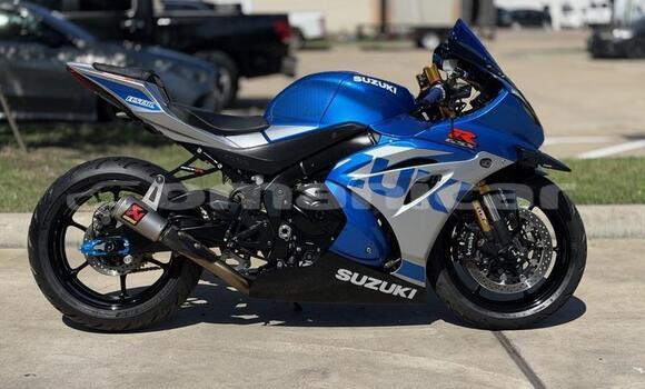Buy Used Suzuki GSX–R Blue Bike in Salalah in Dhufar