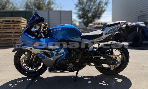 Buy Used Suzuki GSX–R Blue Bike in Salalah in Dhufar Buy Used Suzuki GSX–R Blue Bike in Salalah in Dhufar