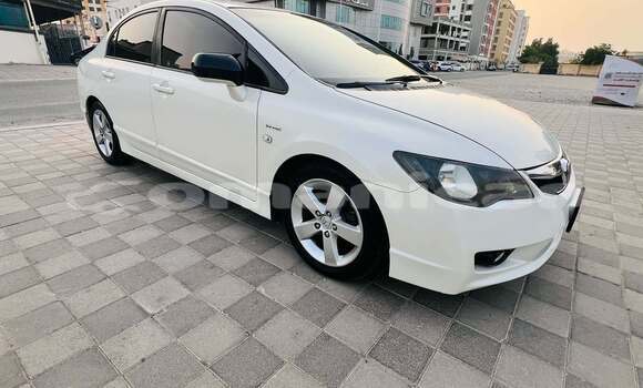 Buy Used Honda Civic White Car in Bawshar in Masqat Buy Used Honda Civic White Car in Bawshar in Masqat