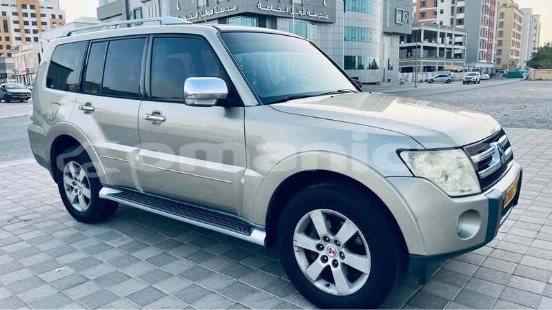 Big with watermark mitsubishi pajero al batinah barkah 8520