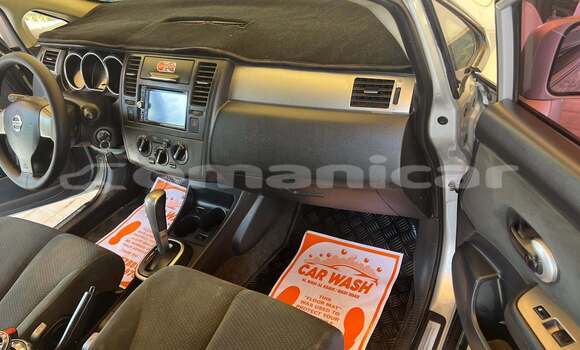 Buy Used Nissan Versa Green Car in as–Sib in Masqat Buy Used Nissan Versa Green Car in as–Sib in Masqat