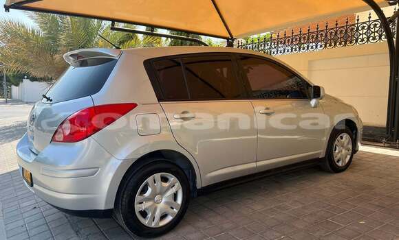 Buy Used Nissan Versa Green Car in as–Sib in Masqat Buy Used Nissan Versa Green Car in as–Sib in Masqat