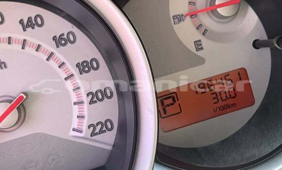 Buy Used Nissan Tiida Blue Car in Al khuwair in al-Batinah Buy Used Nissan Tiida Blue Car in Al khuwair in al-Batinah