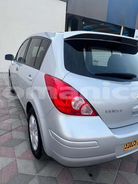 Big with watermark nissan versa masqat azaiba 8526