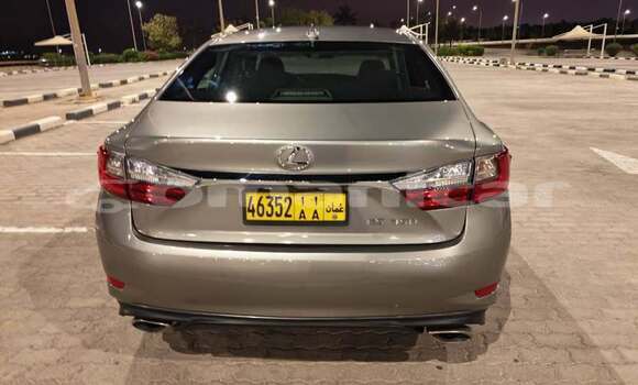 Buy Used Lexus ES Other Car in as–Suwayq in al-Batinah Buy Used Lexus ES Other Car in as–Suwayq in al-Batinah