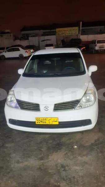 Big with watermark nissan tiida al batinah ar rustaq 8540