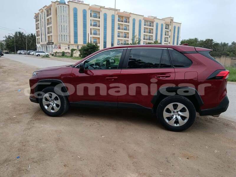 Big with watermark toyota rav4 al batinah al khuwair 8542