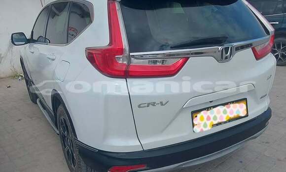 Buy Used Honda CR–V White Car in ar–Rustaq in al-Batinah Buy Used Honda CR–V White Car in ar–Rustaq in al-Batinah