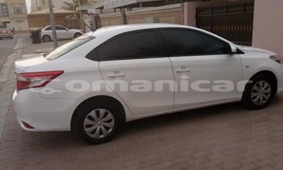 Buy Used Toyota Yaris White Car in Muscat in Masqat Buy Used Toyota Yaris White Car in Muscat in Masqat