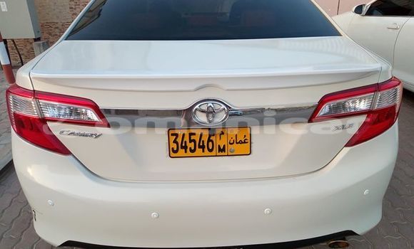 Buy Used Toyota Camry White Car in Muscat in Masqat Buy Used Toyota Camry White Car in Muscat in Masqat