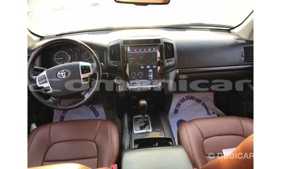 Buy Import Toyota Land Cruiser Black Car in Import - Dubai in Dhufar Buy Import Toyota Land Cruiser Black Car in Import - Dubai in Dhufar