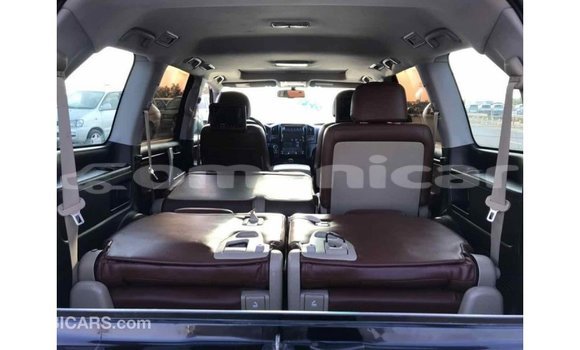 Buy Import Toyota Land Cruiser Black Car in Import - Dubai in Dhufar Buy Import Toyota Land Cruiser Black Car in Import - Dubai in Dhufar
